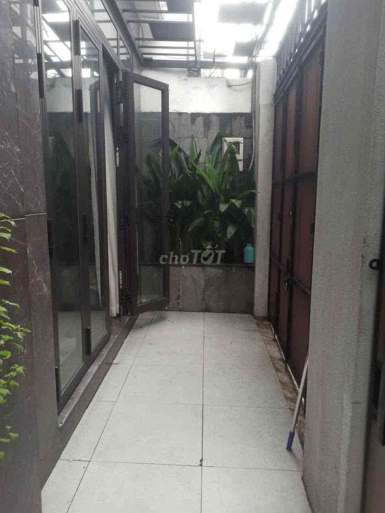 Cần bán nhà Lương Ngọc Quyến