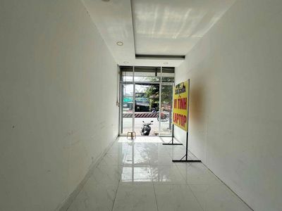 CHO THUÊ MẶT BẰNG KINH DOANH NGAY MẶT TIỀN HUỲNH TẤN PHÁT. Cho thuê văn phòng, mặt bằng kinh doanh tại Quận 7 Tp Hồ Chí Minh được đăng bởi Hằngg Phạm 