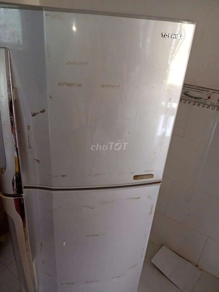 Tủ lạnh Toshiba 188L Trắng. Mua bán Tủ lạnh tại Huyện Trảng Bom Đồng Nai được đăng bởi Nguyễn Trọng hình 1
