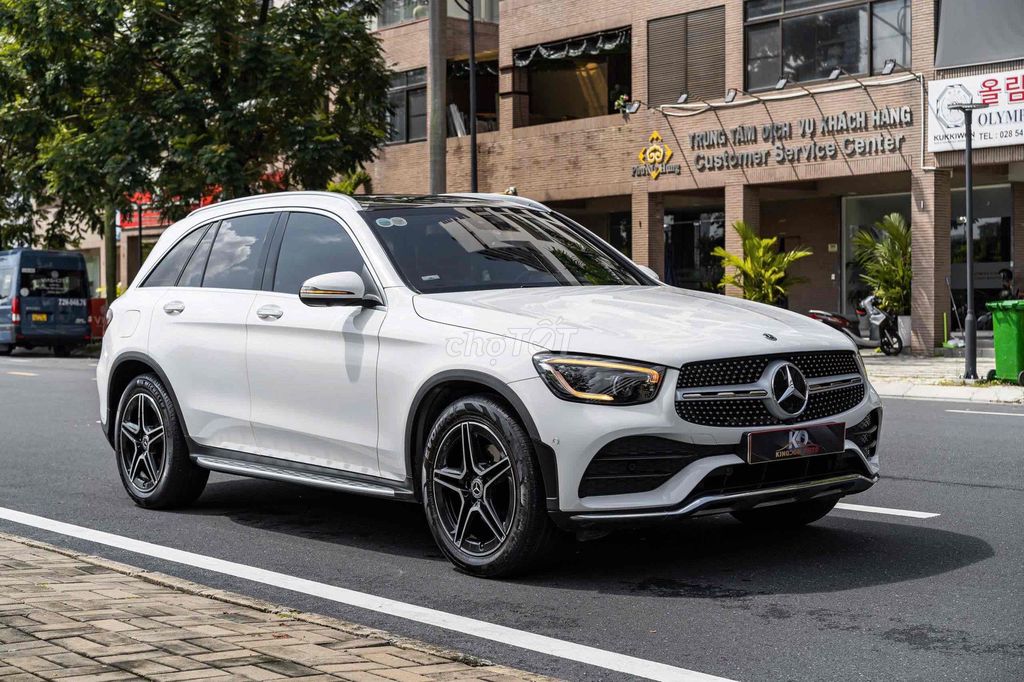 GLC300 AMG 2023 công ty 1 chủ từ đầu siêu đẹp. Mua bán Ô tô tại Quận 7 Tp Hồ Chí Minh được đăng bởi Dương Phương hình 5