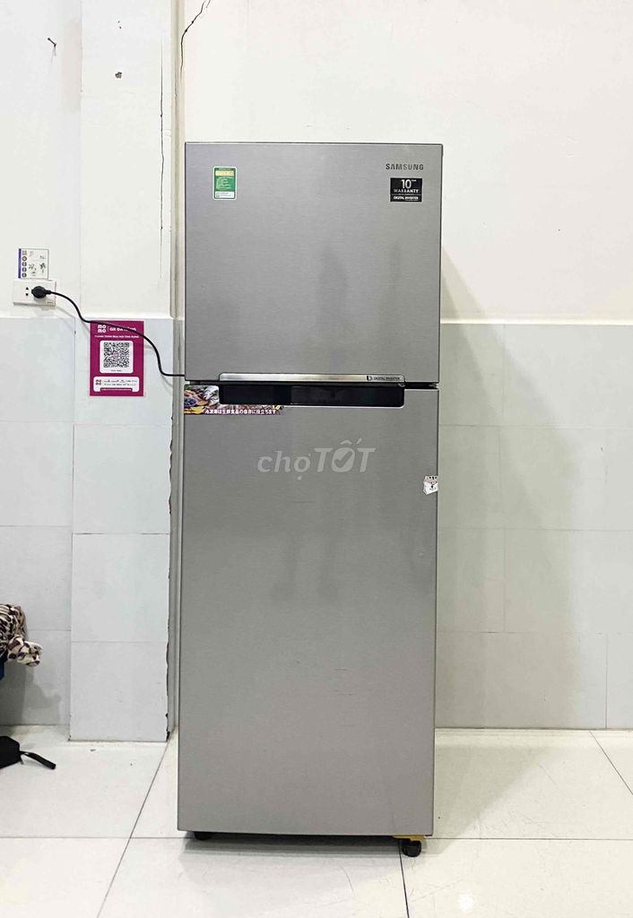 Thanh lý tủ lạnh Samsung inverter 242l