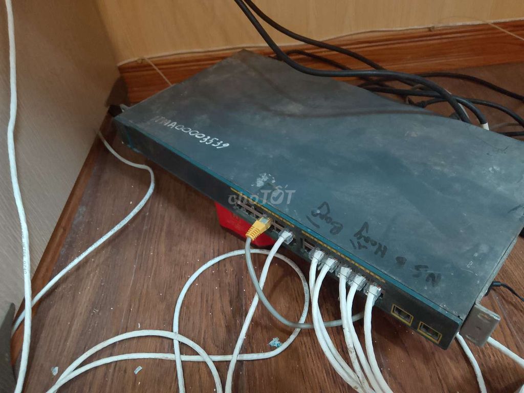 Switch mạng 24 cổng Đen Đã sử dụng. Mua bán Phụ kiện (Màn hình, Chuột...) tại Huyện Thanh Trì Hà Nội được đăng bởi Ban ghe hình 1