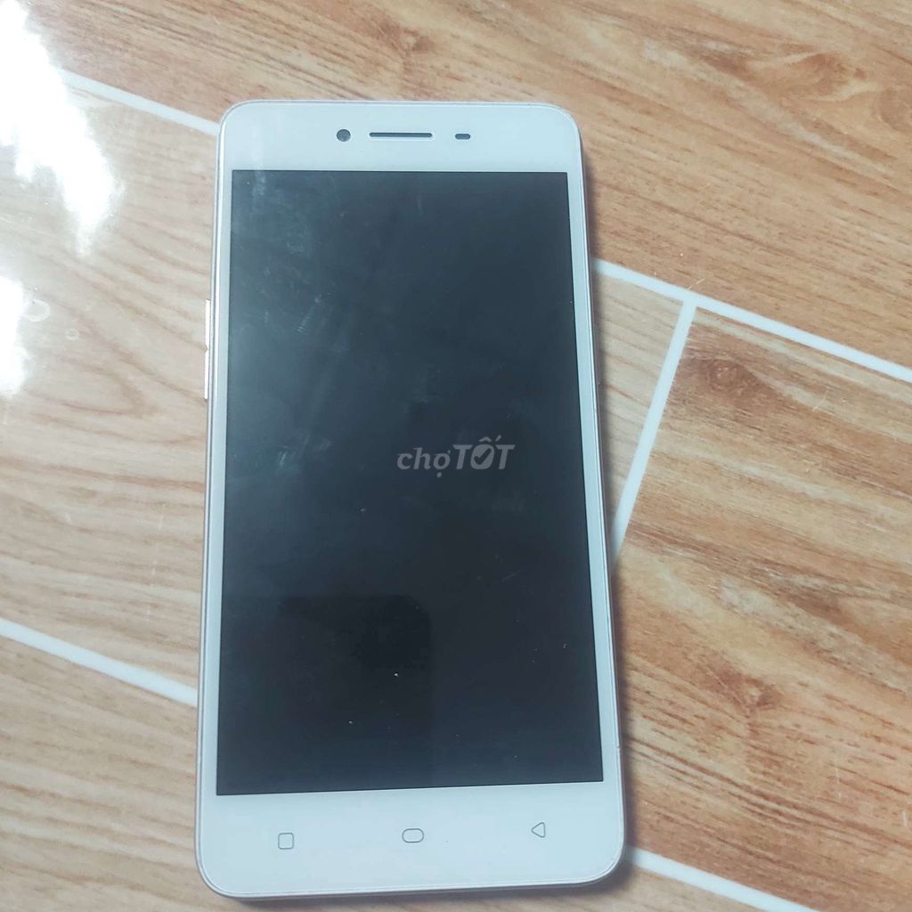 Oppo Vàng đồng. Mua bán Điện thoại tại Huyện Vị Thuỷ Hậu Giang được đăng bởi phan giang kha hình 1