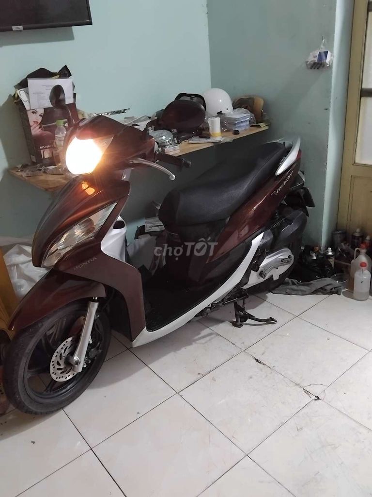 Vision 2012 bstp 9 nut.nâu 4D.xe đẹp giá tốt. Mua bán Xe máy tại Huyện Hóc Môn Tp Hồ Chí Minh được đăng bởi Trần Trương Vũ Phong hình 6