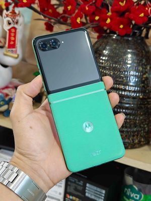 Motorola Razr 60 5G Xanh 8GB/256GB quốc tế êm bền