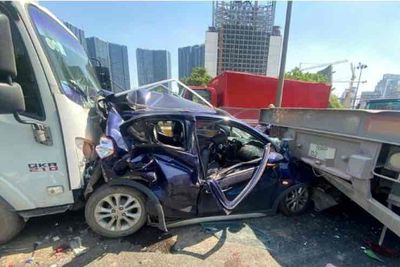 MUA Ô TÔ XE TẢI DU LỊCH HƯ CŨ NGẬP NƯỚC CHÁY NỔ. Mua bán Ô tô tại Thành phố Thuận An Bình Dương được đăng bởi phát hình 1