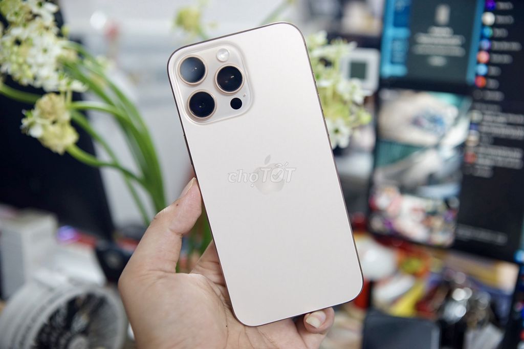 iPhone 16 Pro Max 512G desert - VN/a còn BH pin93%. Mua bán Điện thoại tại Quận 5 Tp Hồ Chí Minh được đăng bởi Lê Trọng Tấn hình 1