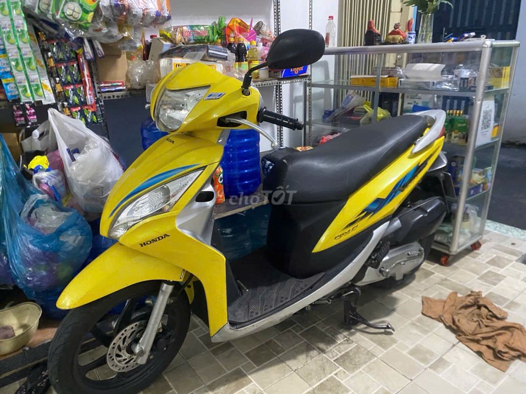 honda vision Fi phun xăng điện tử. Mua bán Xe máy tại Quận Gò Vấp Tp Hồ Chí Minh được đăng bởi Phong Trần hình 2