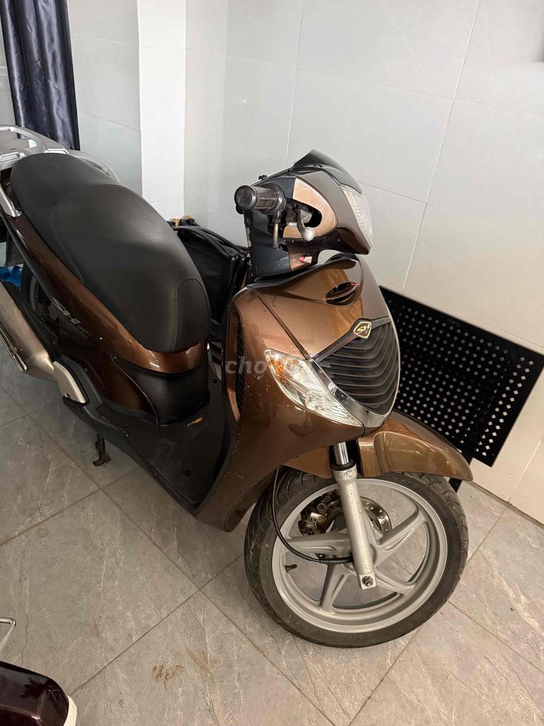 Хонда SH 150i импортная коричневая