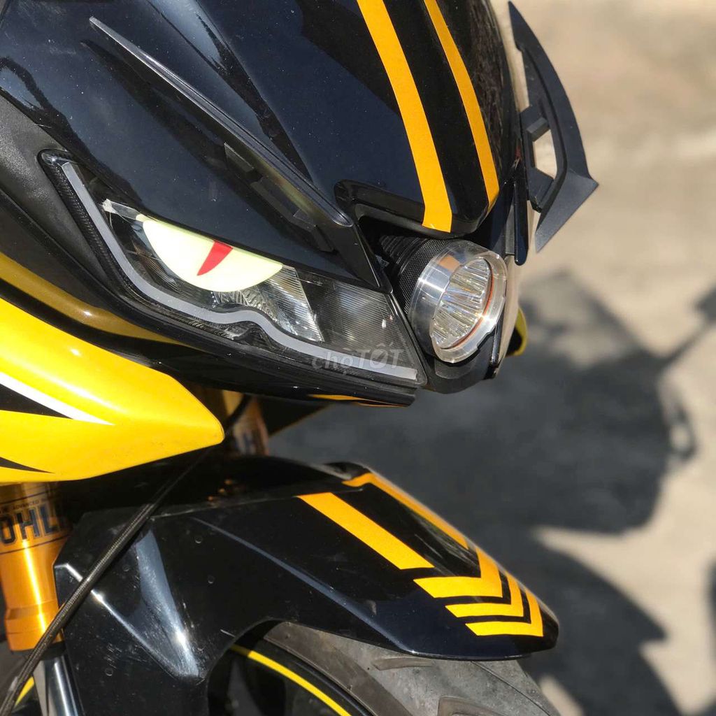 R15 máy zin ít đồ chơi. Mua bán Xe máy tại Huyện Tân Thạnh Long An được đăng bởi Nam mún bán R15V3 hình 5