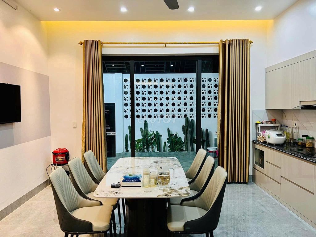 Bán nhà 8x20m 1 lầu ngay MT Trần Đại Nghĩa giá 1.2 tỉ, SHR