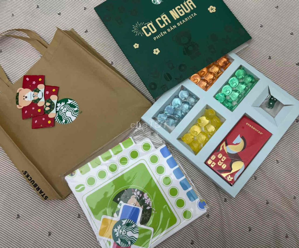 Cờ cá ngựa Starbucks Bearista. Mua bán Sở thích khác tại Huyện Kiên Lương Kiên Giang được đăng bởi Donal Trump hình 1