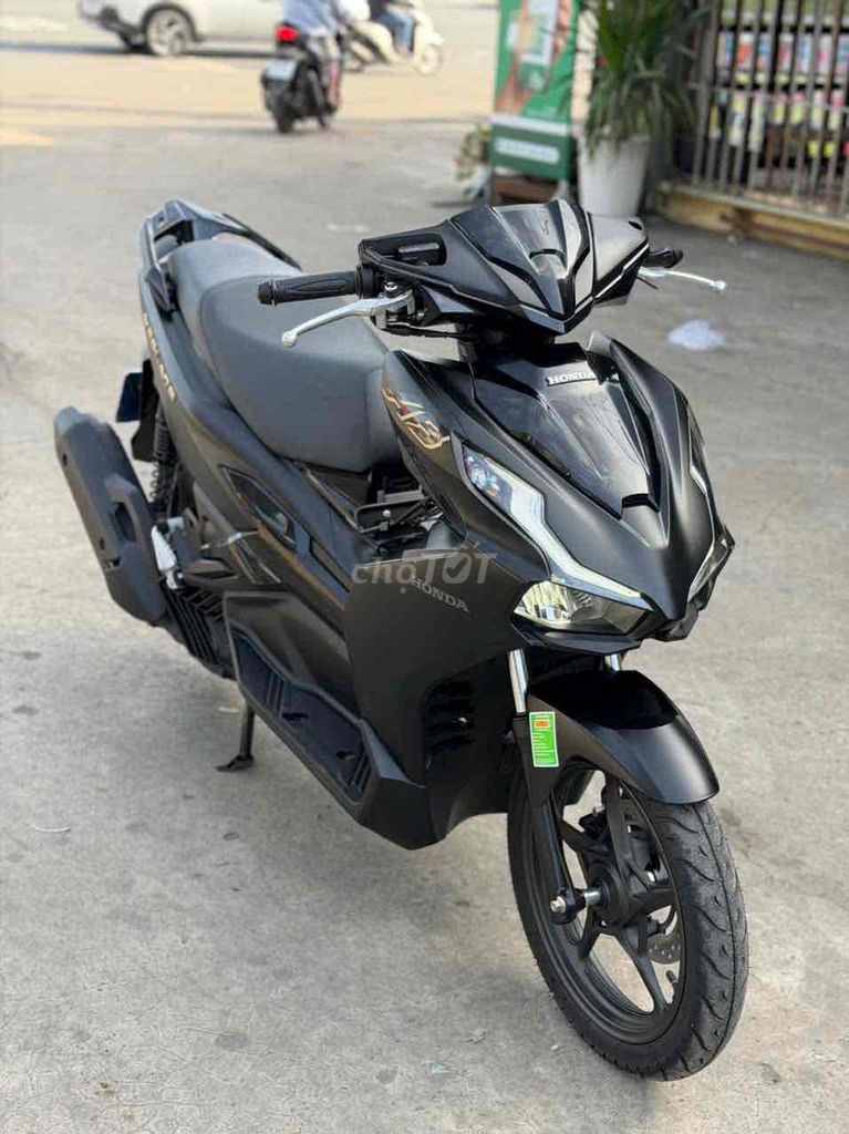 Honda Air Blade 125 4V 2025 Đen 800km. Mua bán Xe máy tại Huyện Trảng Bom Đồng Nai được đăng bởi Xe Máy Ngọc Hưng hình 8