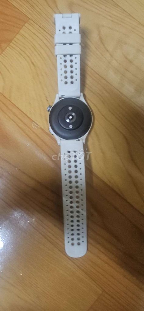 Amazfit Cheetah Round Trắng Đã sử dụng. Mua bán Thiết bị đeo thông minh tại Quận 3 Tp Hồ Chí Minh được đăng bởi Bi hình 1