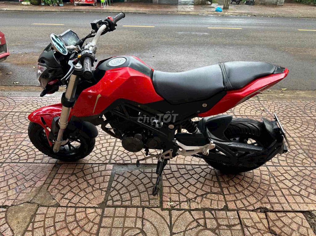 Benelli TNT 125 màu đỏ-  xe đẹp. Mua bán Xe máy tại Thành phố Buôn Ma Thuột Đắk Lắk được đăng bởi cầm đồ nguyễn phương hình 2