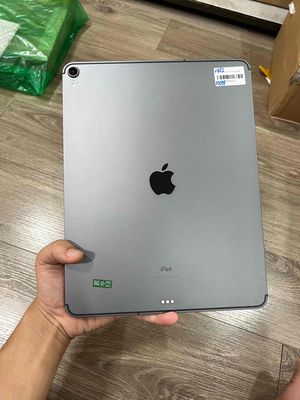 iPad Pro 12.9 2018 64G 4G Grey 99.99% Oder USA