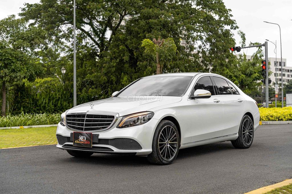C200 Exclusive Sx 2021 màu trắng sang trọng. Mua bán Ô tô tại Quận 7 Tp Hồ Chí Minh được đăng bởi Dương Phương hình 4