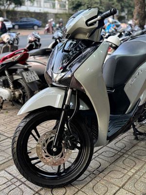 SH 2018 rất đep. Mua bán Xe máy tại Thành phố Buôn Ma Thuột Đắk Lắk được đăng bởi Ngô quốc Việt 