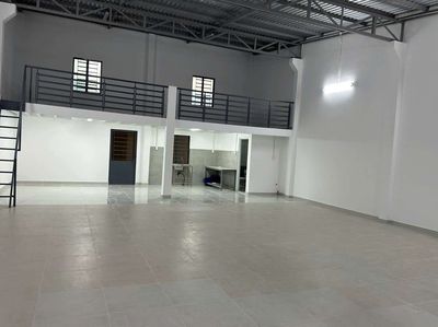 CHO THUÊ MẶT BẰNG NGANG KHỦNG 9M