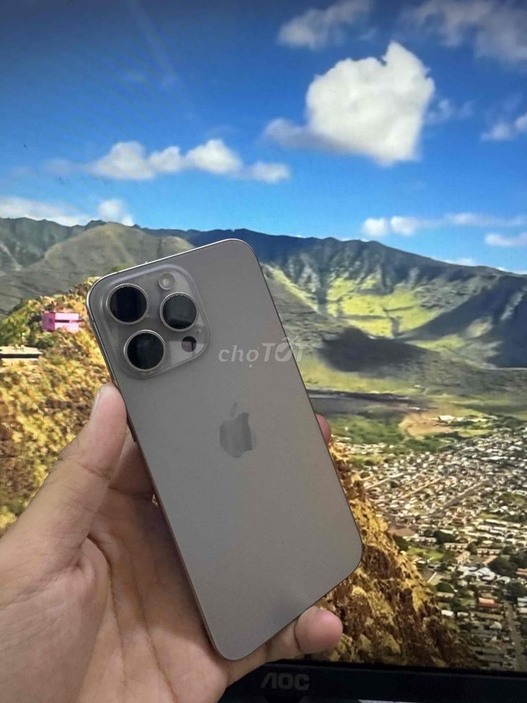 Apple iPhone 15 Pro Max 256GB Titan tan. Mua bán Điện thoại tại Thành phố Long Xuyên An Giang được đăng bởi Van Minh hình 1