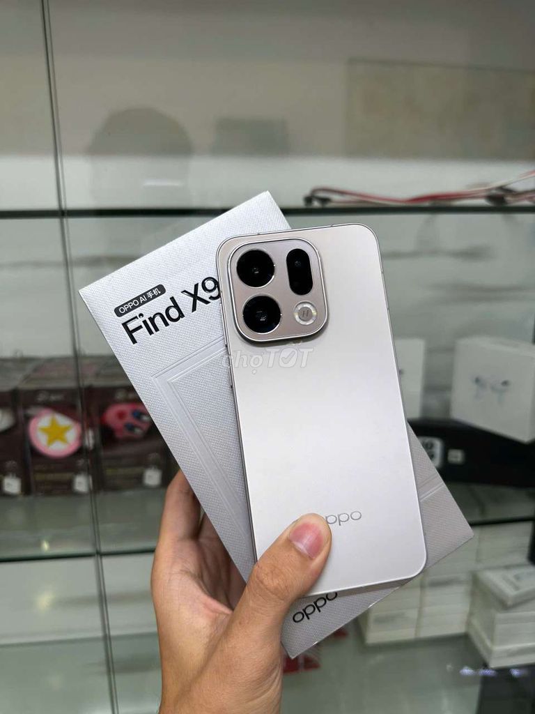 Oppo Find X9 256GB Bạc Nguyên bản. Mua bán Điện thoại tại Quận Thanh Xuân Hà Nội được đăng bởi TS Mobile hình 1