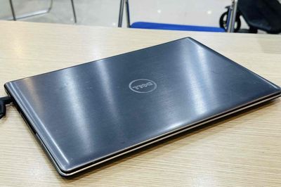 E bán lại Dell Vostro I3/4/128 14 Inch. Mua bán Laptop tại Quận Đống Đa Hà Nội được đăng bởi Cường Táo