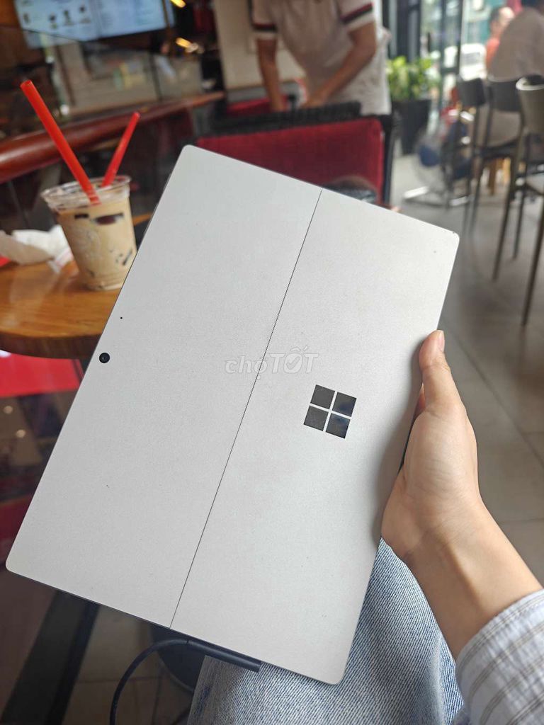 Bán Surface pro 7 cũ. Mua bán Laptop tại Quận Đống Đa Hà Nội được đăng bởi Minh Phuong Tran hình 1