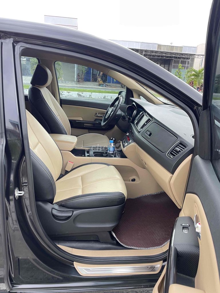 Kia Sedona 2015 3.3 Máy Xăng - 115000 km. Mua bán Ô tô tại Thành phố Long Xuyên An Giang được đăng bởi Nguyễn Hoà Anh hình 4