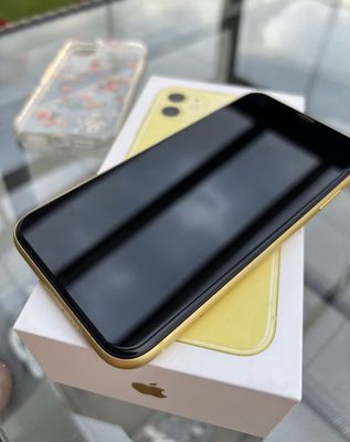 Iphone 11 Màu vàng 64gb vợ xài đủ giấy tờ BH 6th