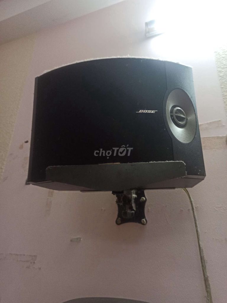 mình cần bán loa bose gái 4tr kv tân bình !
