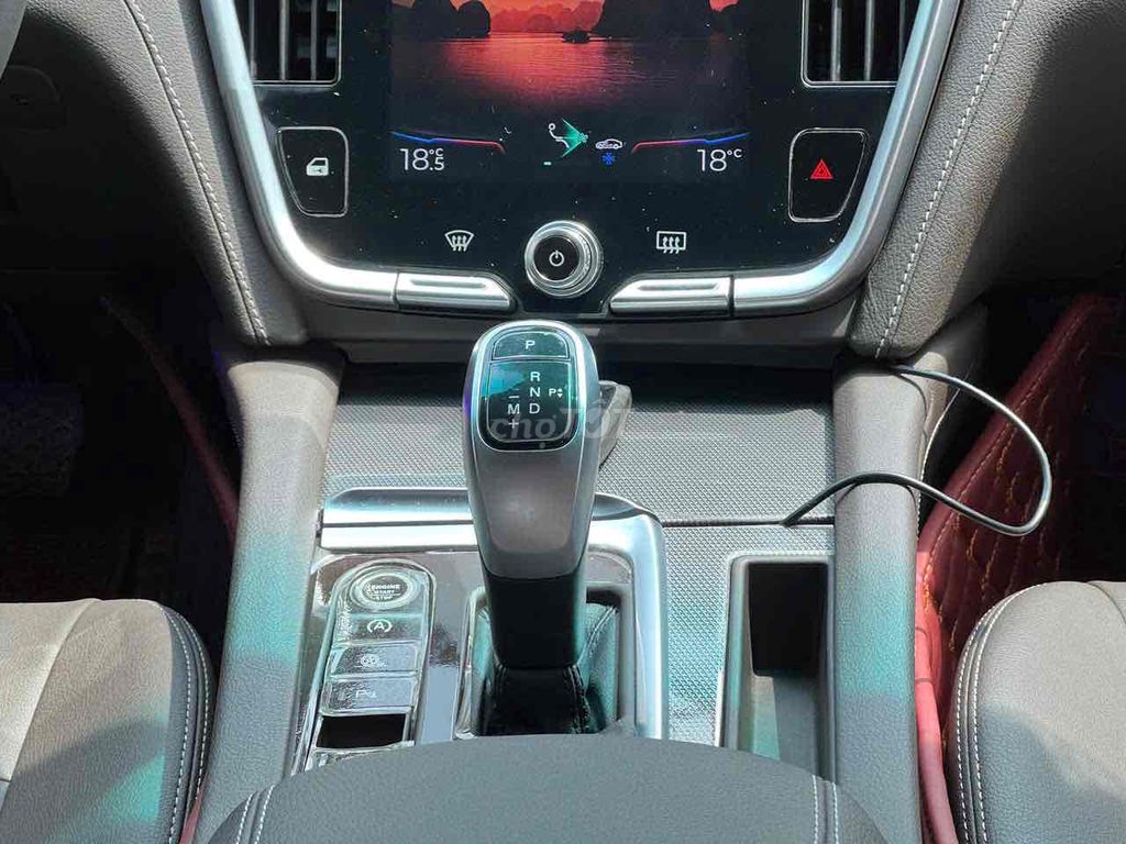 VinFast Lux A2.0 2021 2.0 AT - 35000 km. Mua bán Ô tô tại Quận Thanh Xuân Hà Nội được đăng bởi Cường Auto 266 hình 12