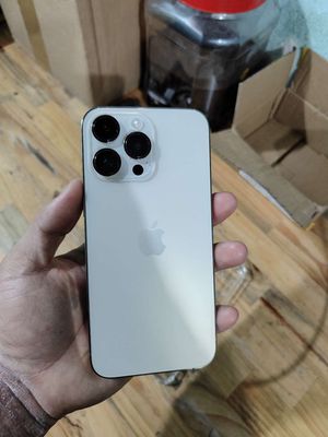 iPhone 14 Pro Max 1TB Vàng Quốc Tế. Mua bán Điện thoại tại Thành phố Thuận An Bình Dương được đăng bởi A Ty