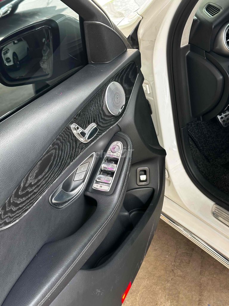 Mercedes Benz C Class 2018 C200 - 70000 km. Mua bán Ô tô tại Quận 7 Tp Hồ Chí Minh được đăng bởi Thông Sport  hình 12