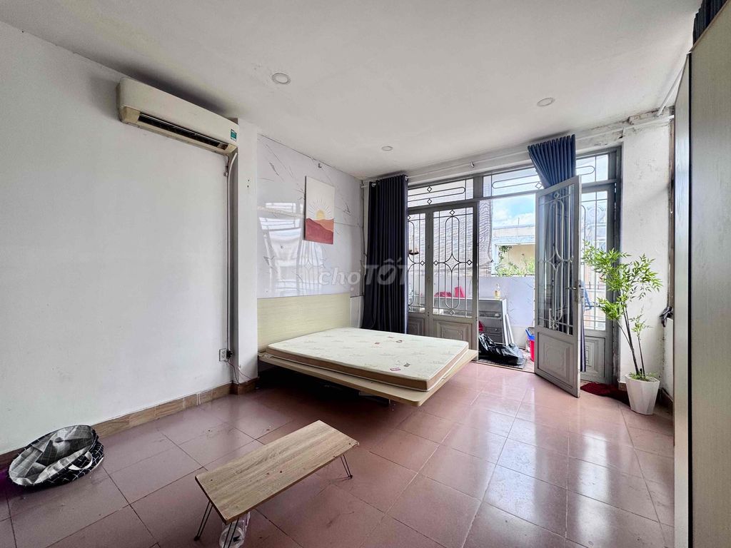 Rent · 1 bd · 25 м² · Quận 10, ул. Đường Cao Thắng
