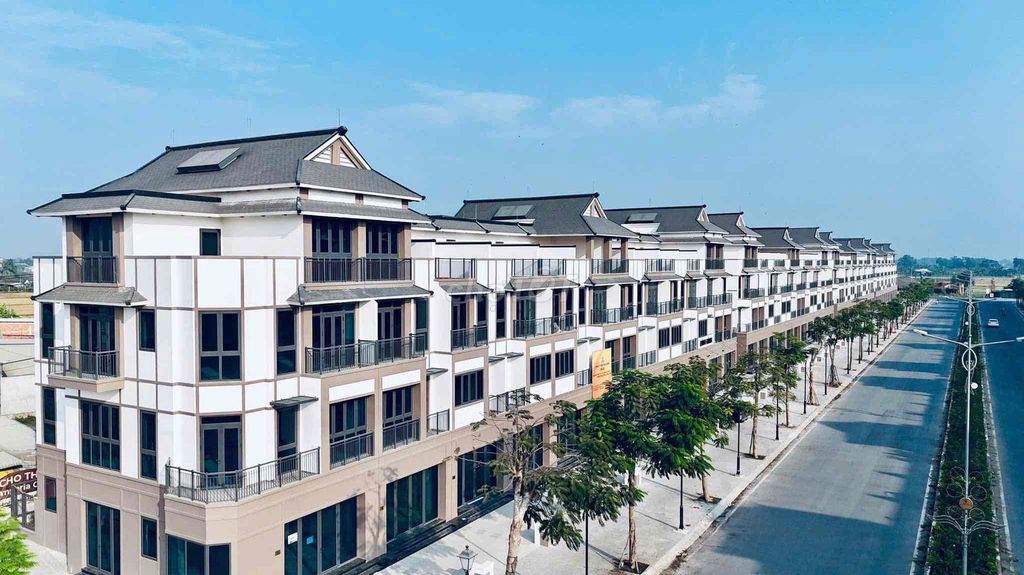 Bán Lỗ 2ty5 Căn Shophouse Imperia Đường 3/2 Hậu Nghĩa, Cổng Vinhome. Mua bán nhà ở tại Huyện Đức Hòa Long An được đăng bởi TIẾN NHÀ ĐẤT hình 2