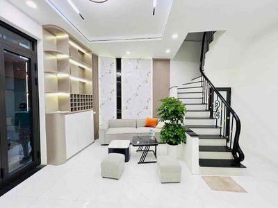 Hoà Bình 7, Minh Khai, DT 38m2 x 5 tầng, MT 5m, Lô góc,ngõ thông. Mua bán nhà ở tại Quận Hai Bà Trưng Hà Nội được đăng bởi Nguyễn Dung