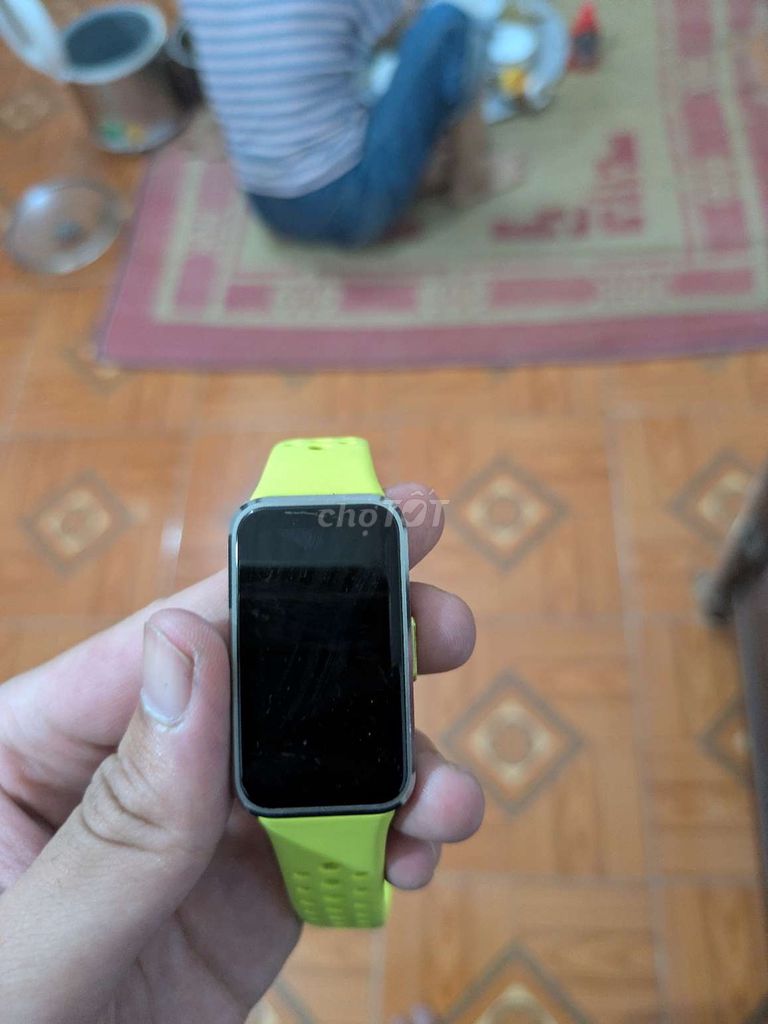 Huawei Band 10 Nhôm Vàng chanh. Mua bán Thiết bị đeo thông minh tại Huyện Đan Phượng Hà Nội được đăng bởi John Phạm Chuyên Giày 2hand hình 1