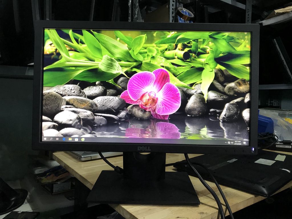 Màn hình Dell 20 inch Led mỏng, sáng đẹp. Mua bán Phụ kiện (Màn hình, Chuột...) tại Quận 3 Tp Hồ Chí Minh được đăng bởi Anh Dũng hình 1