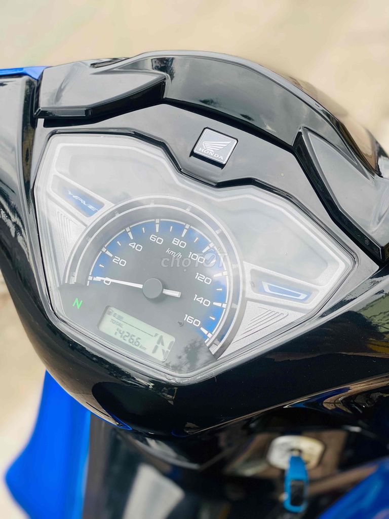 Wave thái 2025 lướt như mới rẻ hơn mới vài chục✅. Mua bán Xe máy tại Quận Ninh Kiều Cần Thơ được đăng bởi Hiếu Xe máy Tân Liên Hưng 2 hình 5