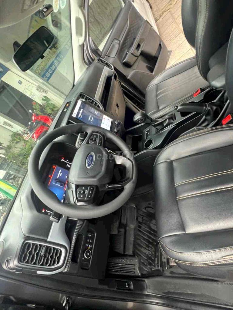 Ford Ranger 2024 XLS 2.0 4X2 AT - 62000 km. Mua bán Ô tô tại Huyện Đức Trọng Lâm Đồng được đăng bởi SALON ÔTÔ HOÀ THẮNG  hình 6