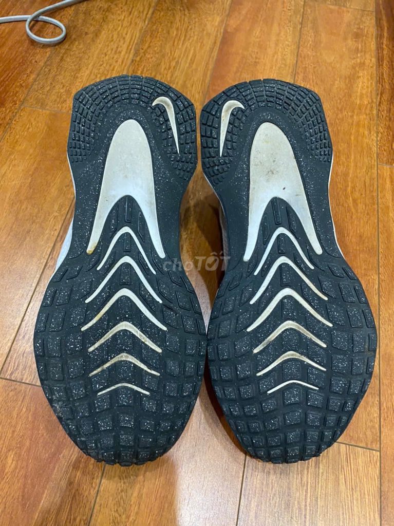Giày thể thao Nike chính hãng 43.5. Mua bán Giày dép tại Quận Ba Đình Hà Nội được đăng bởi long hình 1