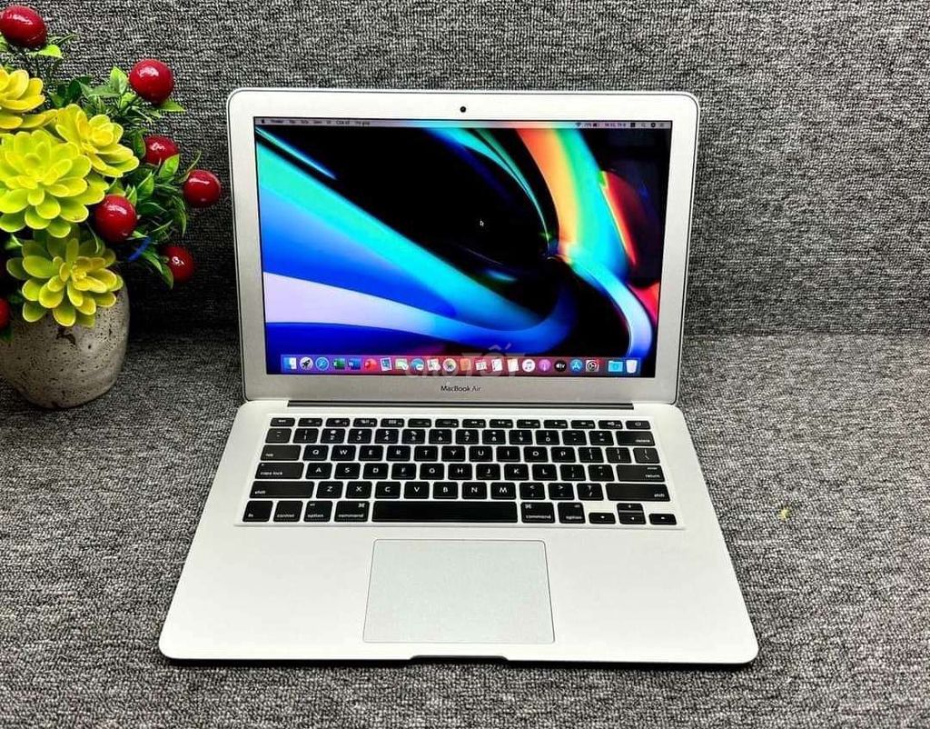 Macbook Air 2017 - Máy Đẹp - Pin 5H ✅✅