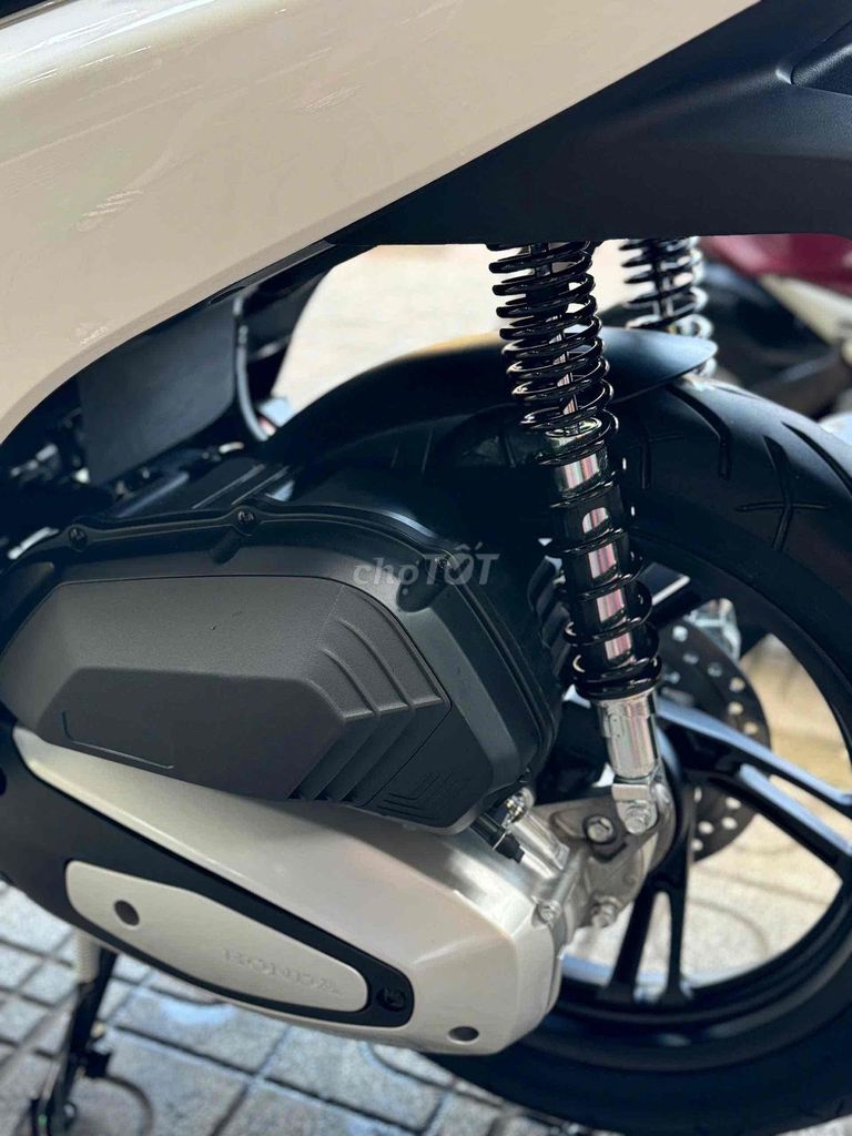 Honda SH Nam 125cc 2021 Trắng đen Sporty. Mua bán Xe máy tại Thành phố Buôn Ma Thuột Đắk Lắk được đăng bởi Ngô quốc Việt  hình 5