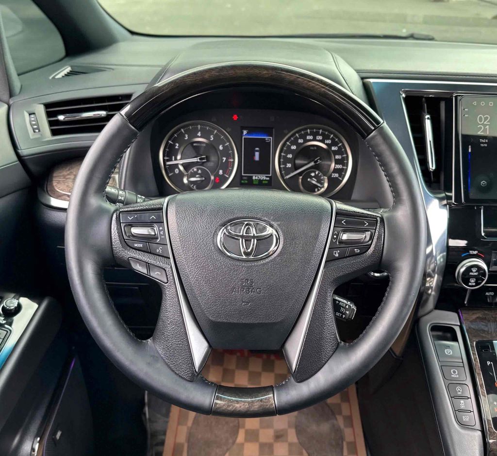 Toyota Alphard 3.5V6 sx 2018 màu đen. Mua bán Ô tô tại Quận Cầu Giấy Hà Nội được đăng bởi Cao Quý hình 12