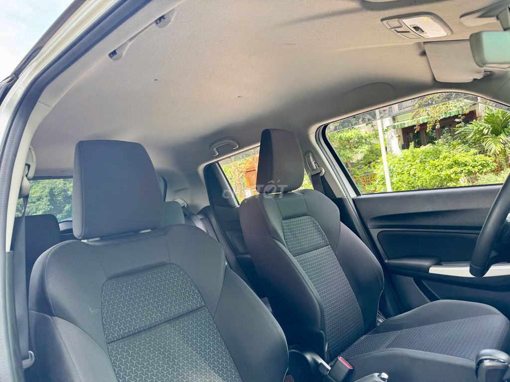 Suzuki Swift 2019 GLX 1.2 AT - 50000 km. Mua bán Ô tô tại Quận Cầu Giấy Hà Nội được đăng bởi Hùng Eco Auto hình 14