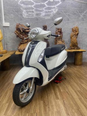 👉Grande chính chủ máy zin êm, dàn áo cứng cáp. Mua bán Xe máy tại Quận 7 Tp Hồ Chí Minh được đăng bởi Xe Cũ Hiếu CT