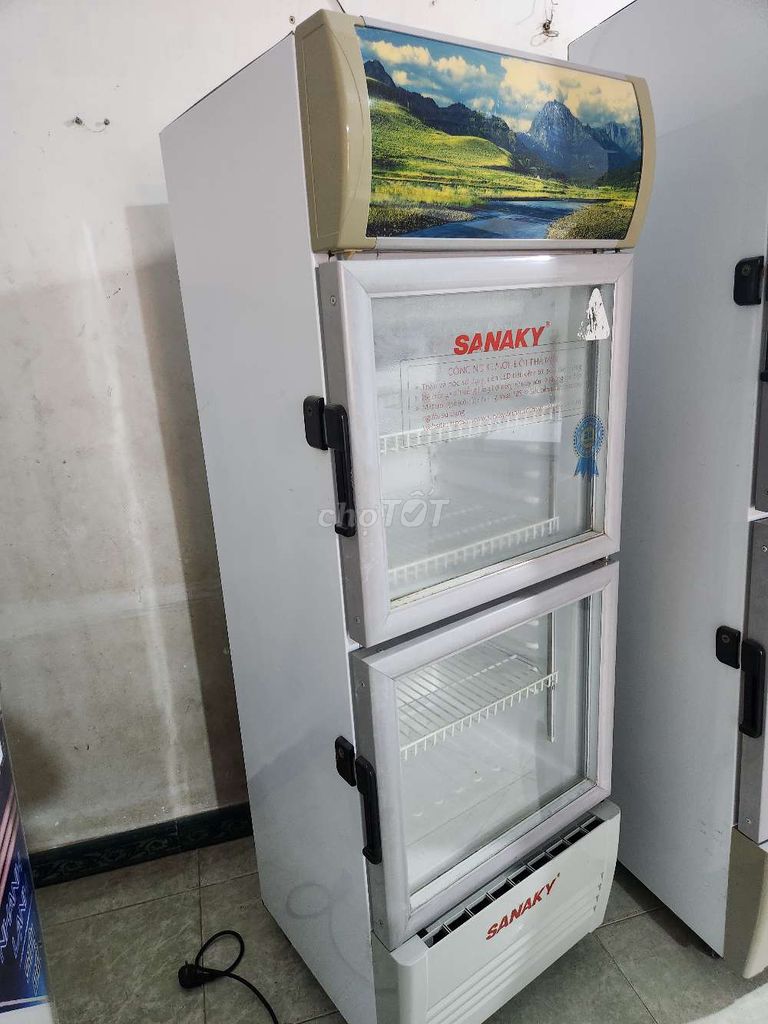 Bán tủ mát Sanaky 250l mới 90% chưa qua sửa chữa