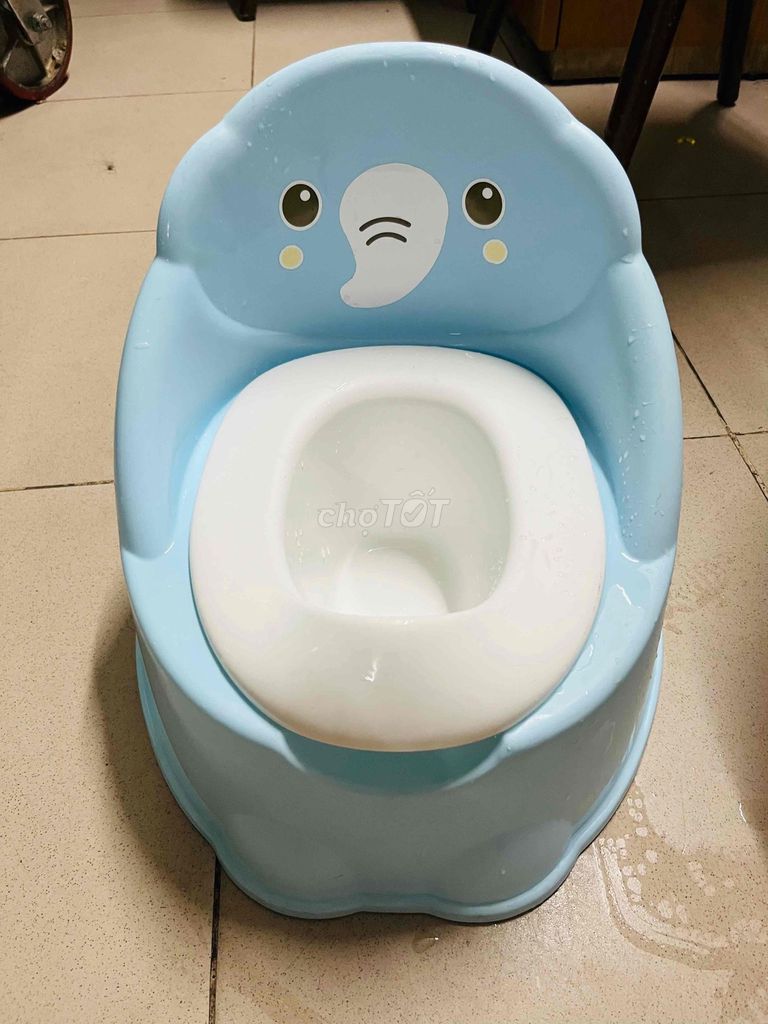 Bô vệ sinh Con Cung Good 6202 Xanh dương. Mua bán Mẹ và bé tại Thành phố Thủ Đức Tp Hồ Chí Minh được đăng bởi Tạp Hoá Đồ Cũ hình 1