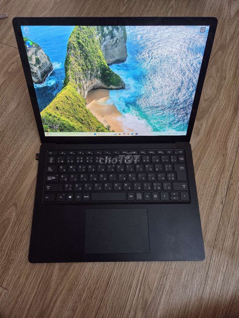 Surface Laptop 4 i5 8GB/256GB màn 3k cảm ứng. Mua bán Laptop tại Quận Tân Bình Tp Hồ Chí Minh được đăng bởi Tanh hình 1