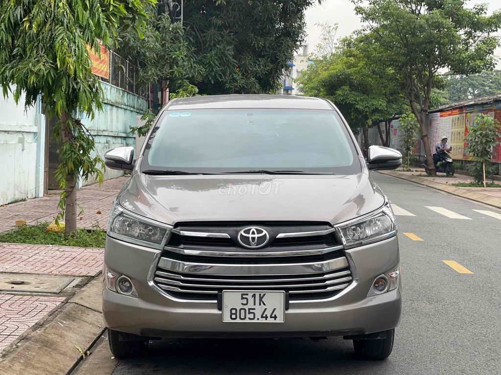 INNOVA 2.0E 2019 Số Sàn FuLL Option Xe Đẹp Zin100%